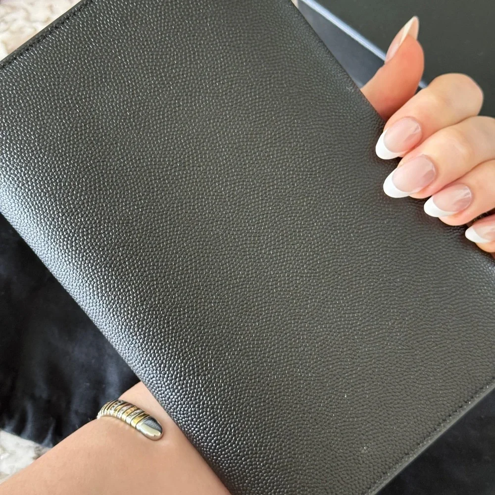Yves Saint Laurent Uptown Wallet On Chain - Picture 6 of 7